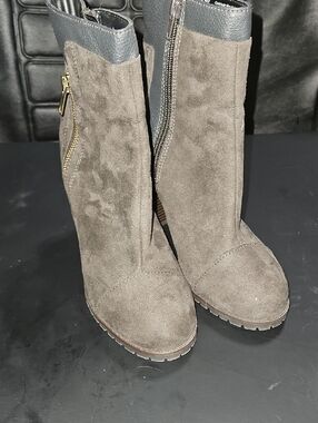 Juicy Couture Livia ankle boots Size 6.5